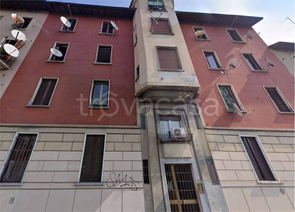 appartamento in vendita a Milano in zona Vialba