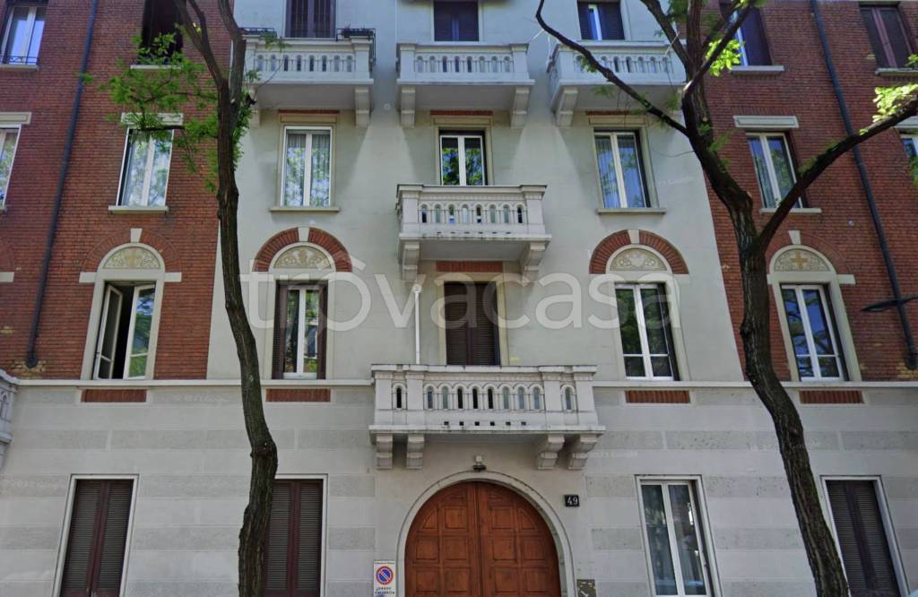 appartamento in vendita a Milano in zona Città Studi