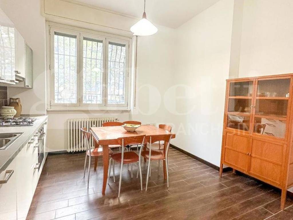 appartamento in vendita a Milano in zona Città Studi