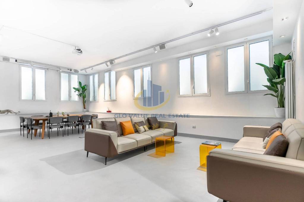 ufficio in vendita a Milano in zona Stazione Centrale