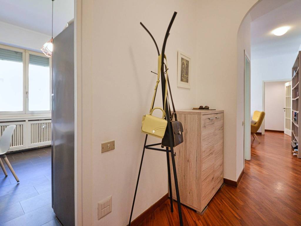appartamento in vendita a Milano in zona Maggiolina