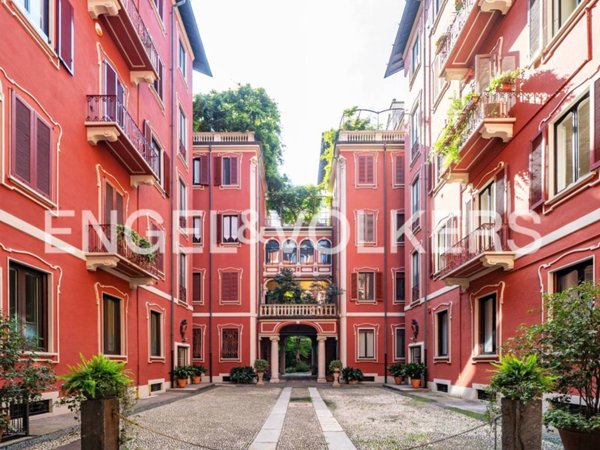 appartamento in vendita a Milano in zona Centro Storico