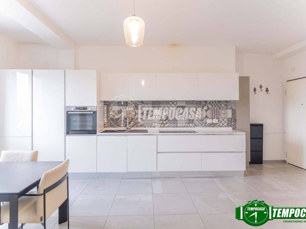 appartamento in vendita a Milano in zona Montalbino