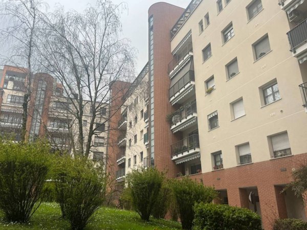 appartamento in vendita a Milano in zona Adriano