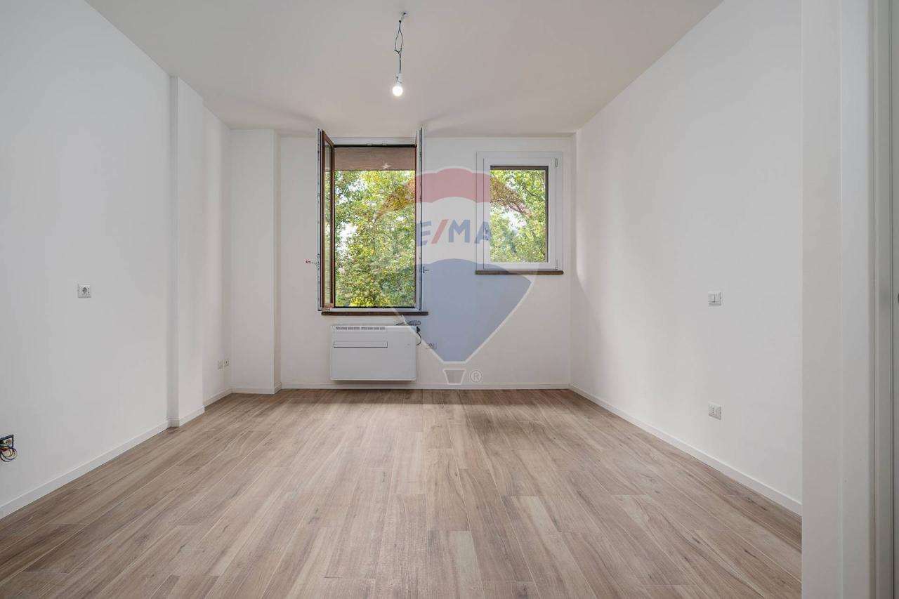 appartamento in vendita a Milano in zona Corvetto