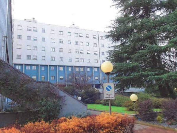 appartamento in vendita a Milano in zona Baggio