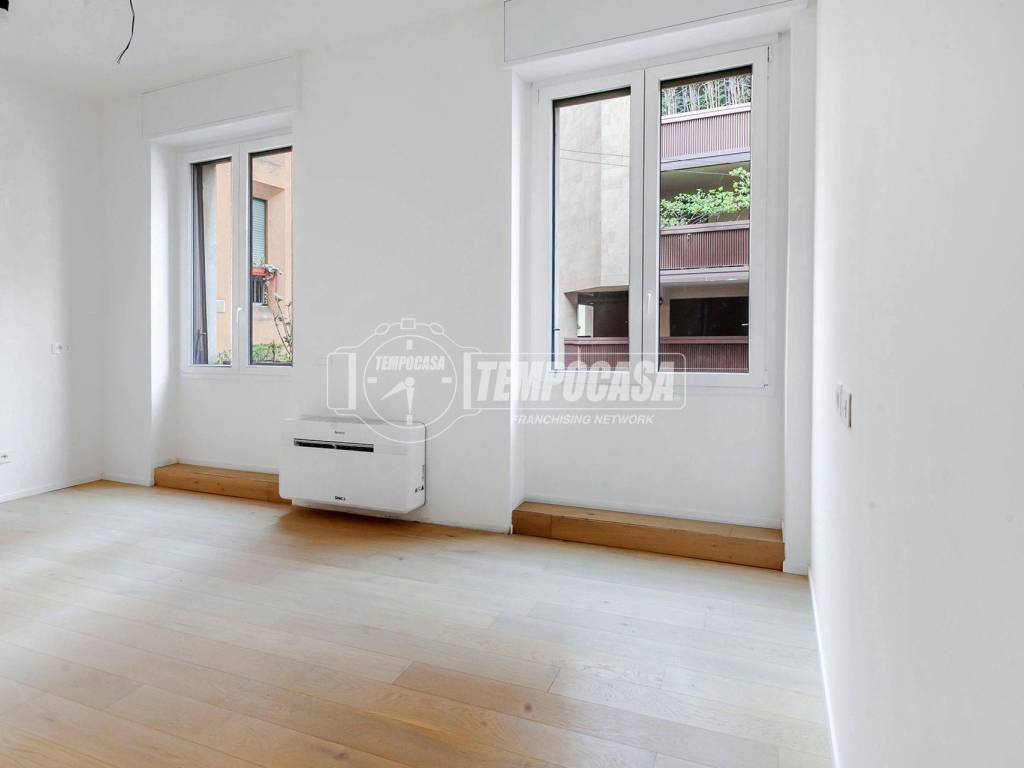 appartamento in vendita a Milano in zona Porta Garibaldi