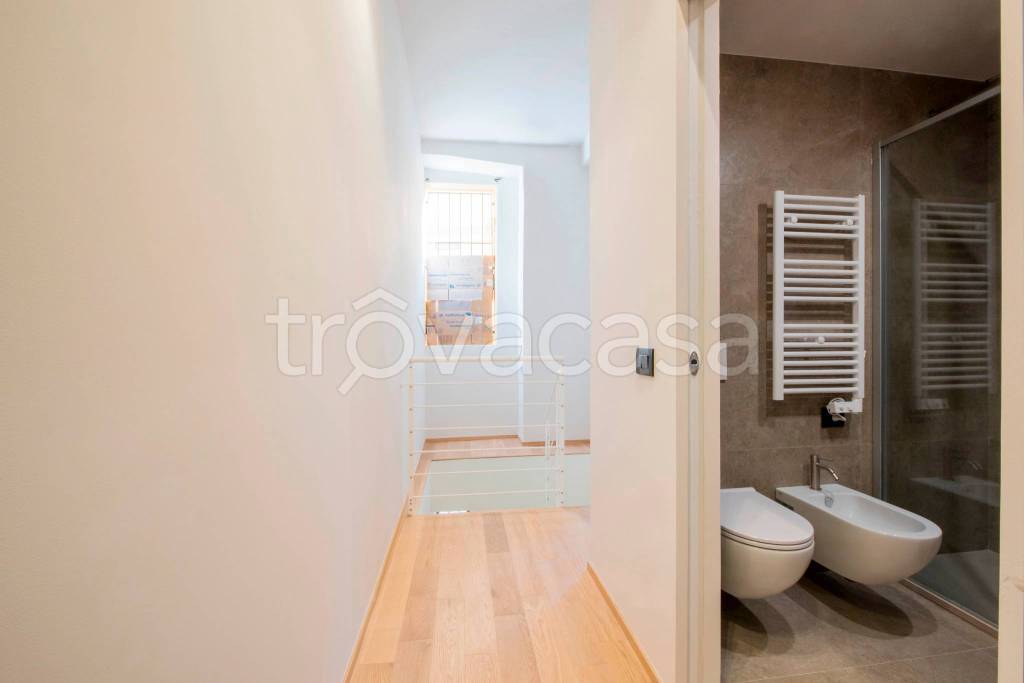 appartamento in vendita a Milano in zona Cinque Giornate