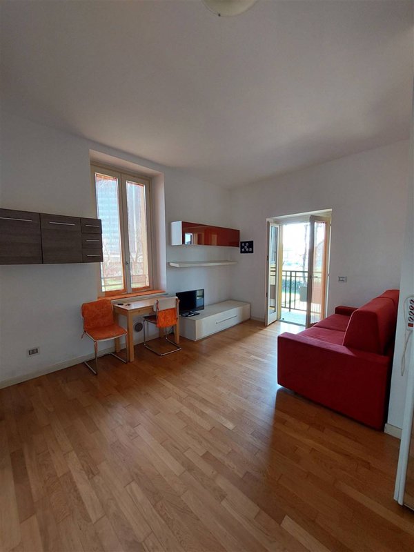 appartamento in vendita a Milano in zona Porta Genova