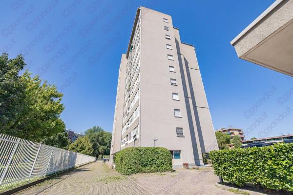 appartamento in vendita a Milano in zona Gorla