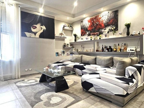 appartamento in vendita a Milano in zona Chiesa Rossa