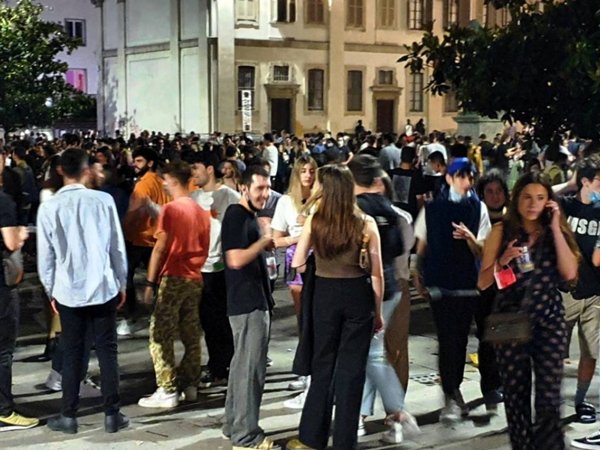 negozio in vendita a Milano in zona Porta Garibaldi