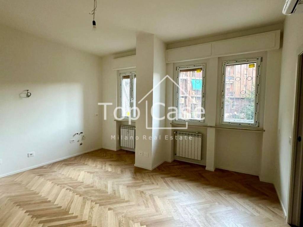 appartamento in vendita a Milano in zona Dergano