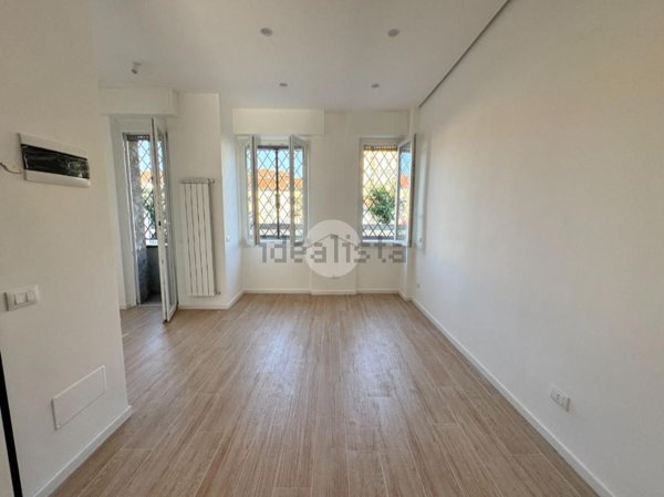 appartamento in vendita a Milano in zona Famagosta