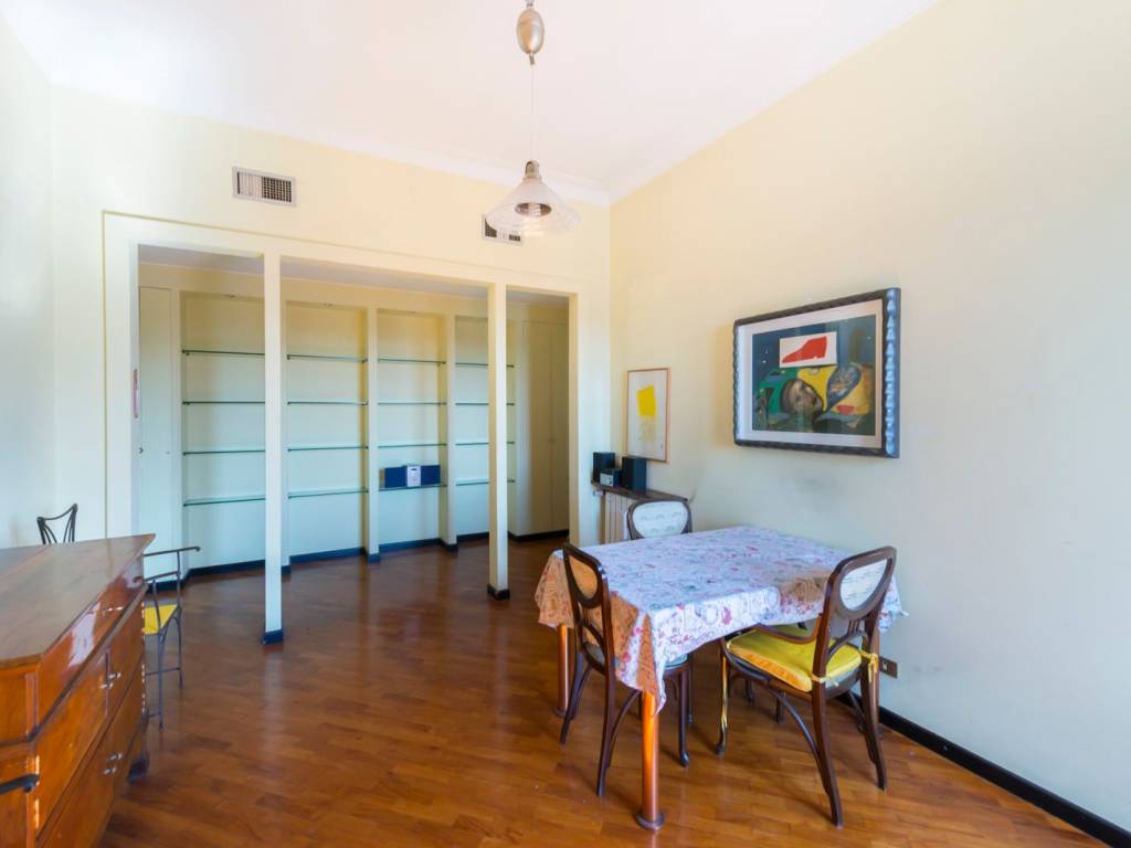 appartamento in vendita a Milano in zona Città Studi