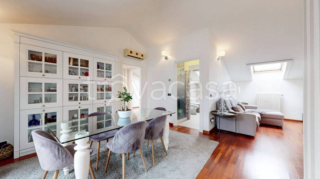 appartamento in vendita a Milano in zona Bovisasca