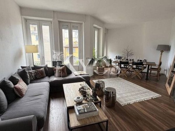 appartamento in vendita a Milano in zona Sant'Ambrogio