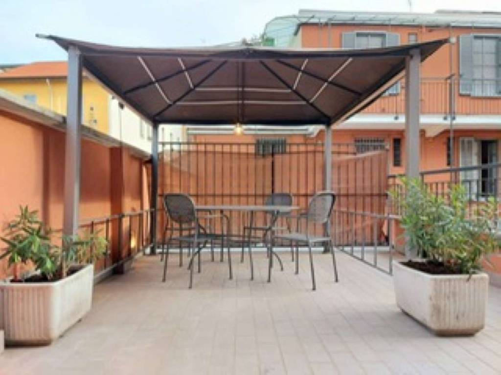 appartamento in vendita a Milano in zona San Cristoforo