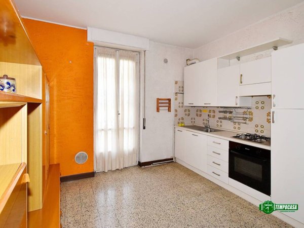 appartamento in vendita a Milano in zona Chiesa Rossa