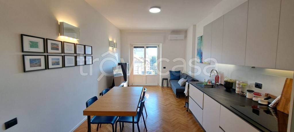 appartamento in vendita a Milano in zona Porta Vittoria