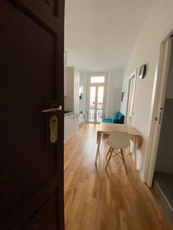 appartamento in vendita a Milano in zona Vigentino