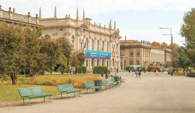 negozio in vendita a Milano in zona Città Studi