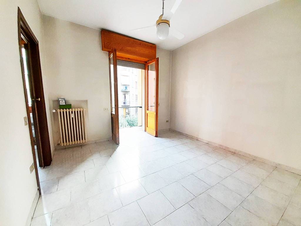 appartamento in vendita a Milano in zona Corvetto