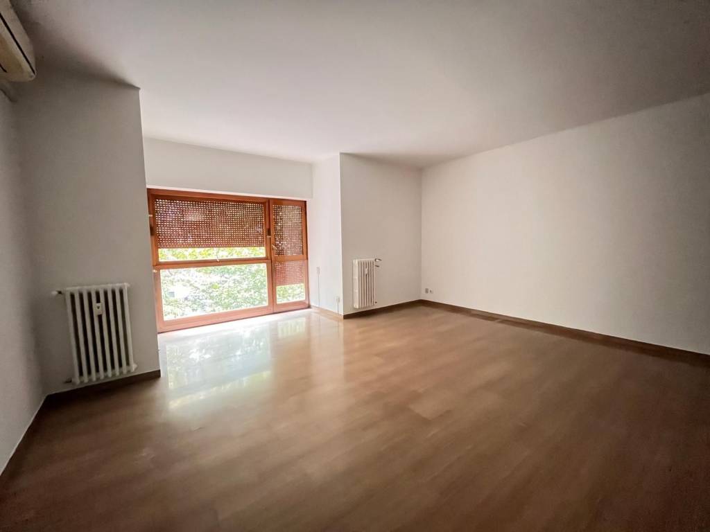 appartamento in vendita a Milano in zona Il Portello