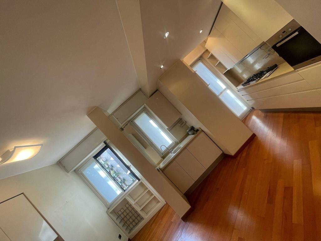 appartamento in vendita a Milano in zona Città Studi