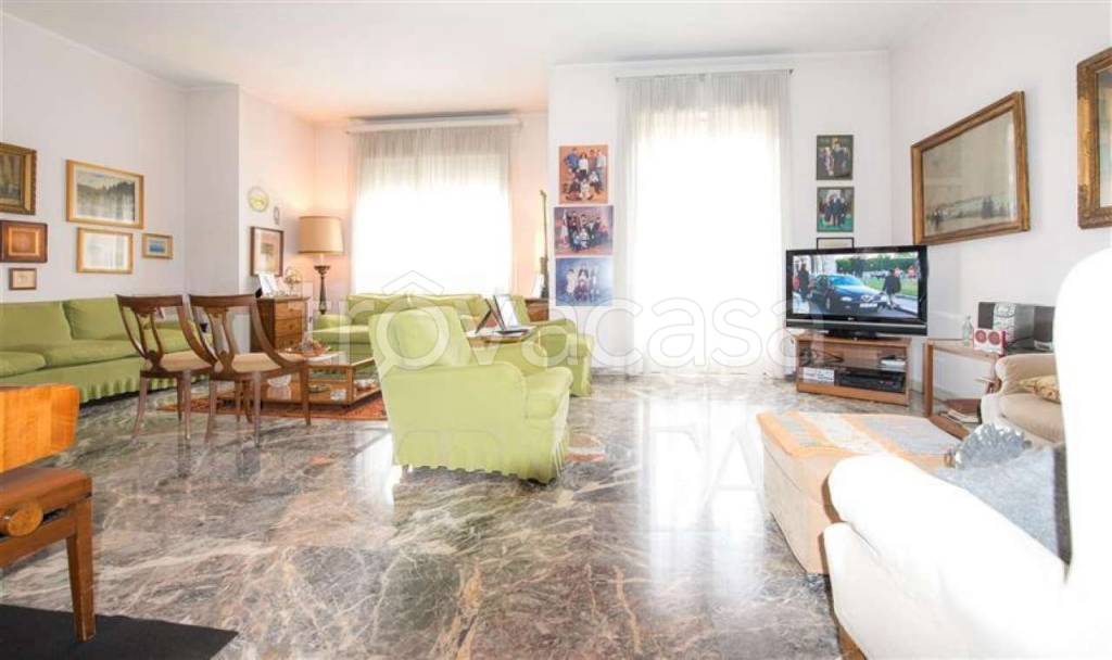 appartamento in vendita a Milano in zona Porta Venezia