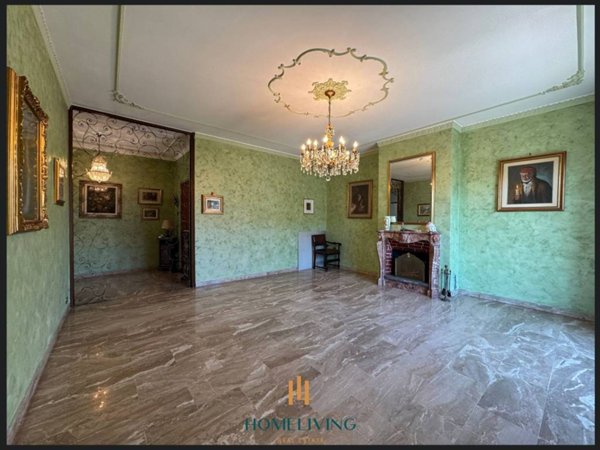 appartamento in vendita a Milano in zona Rembrandt