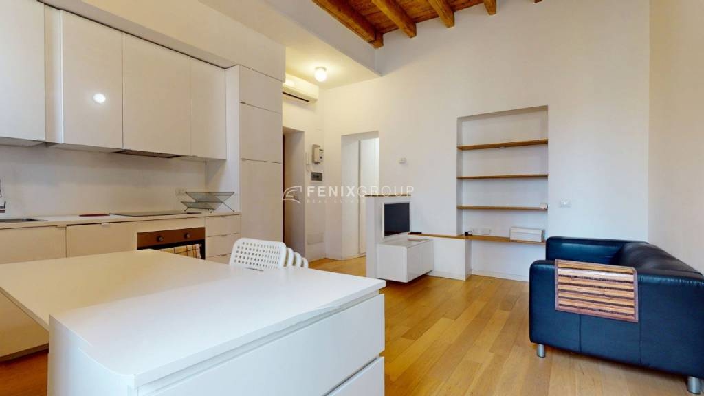 appartamento in vendita a Milano in zona Loreto