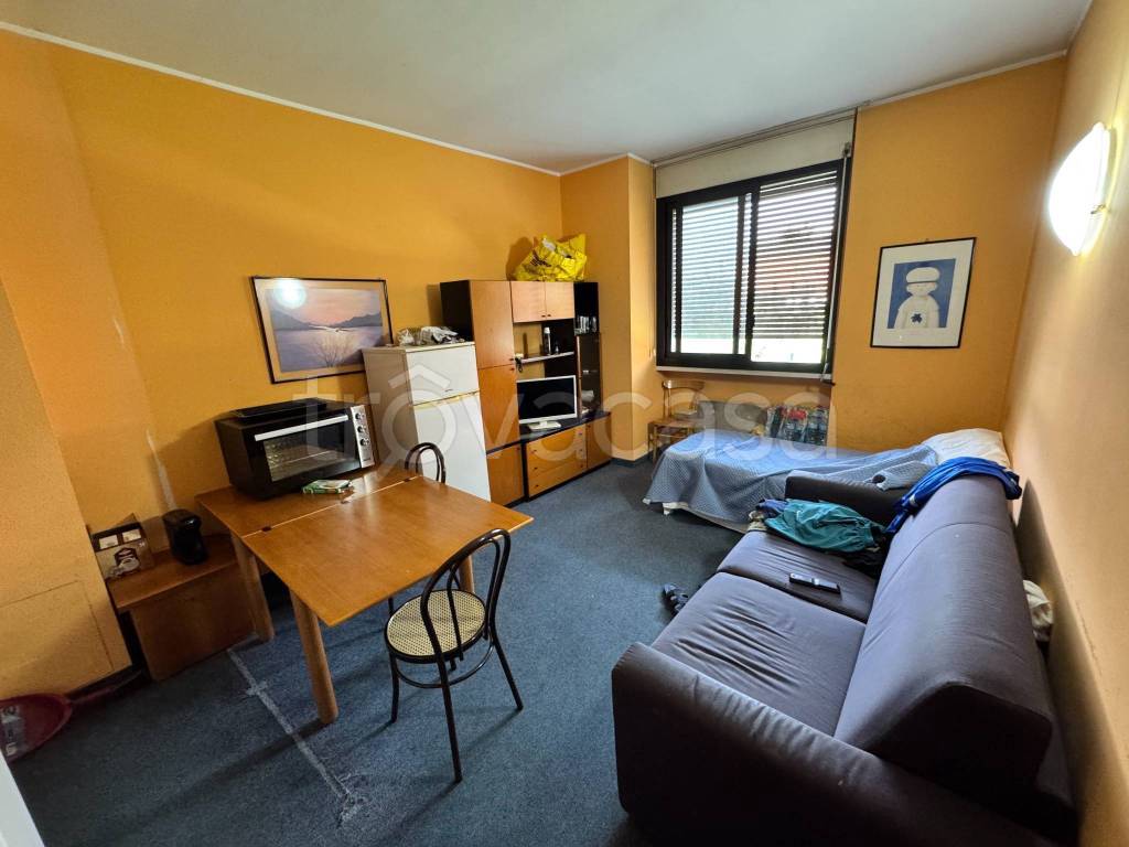 appartamento in vendita a Milano in zona Forlanini