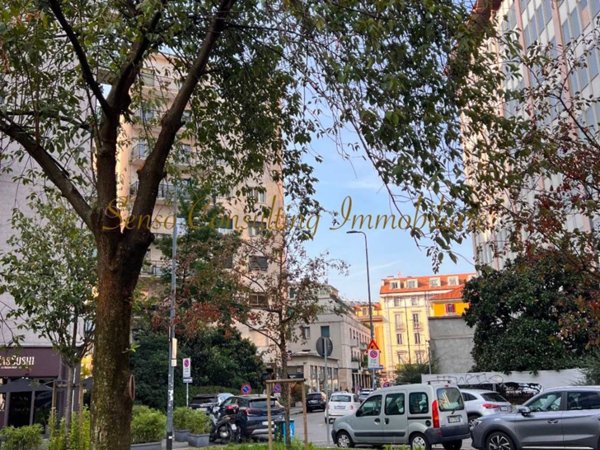 appartamento in vendita a Milano in zona Porta Nuova