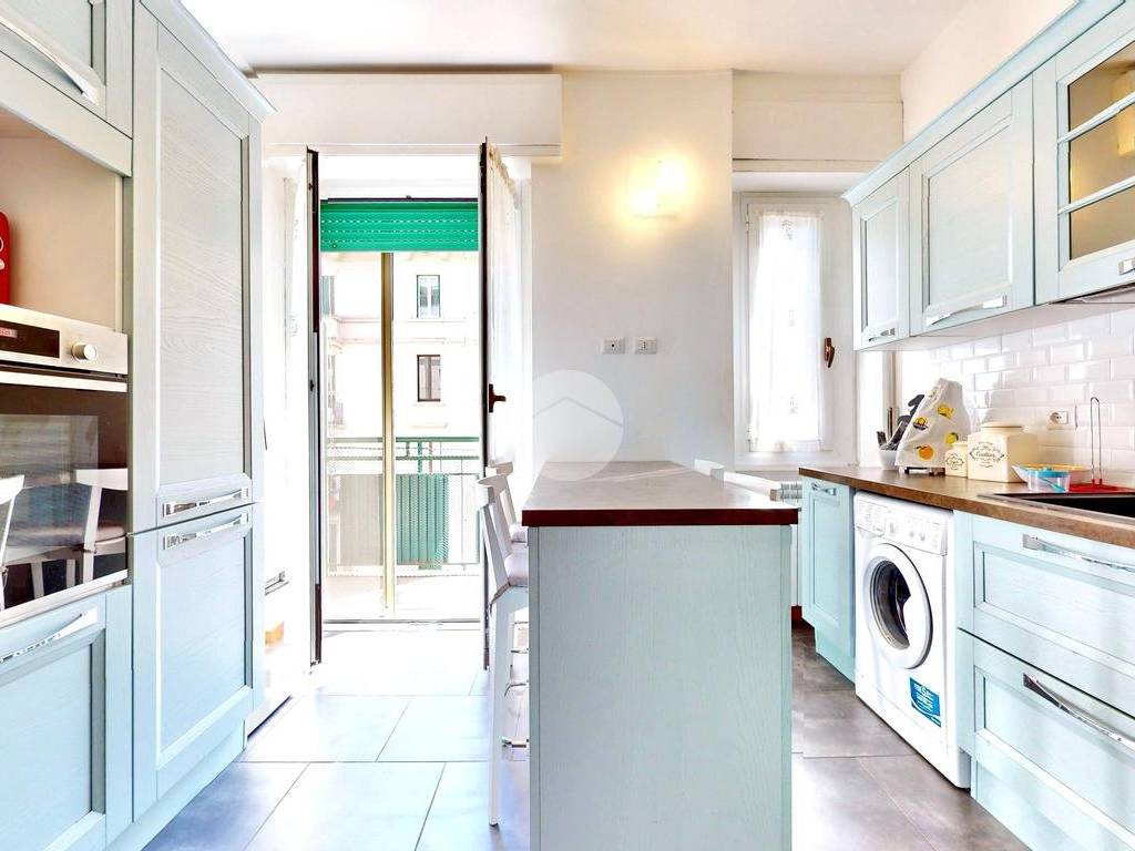 appartamento in vendita a Milano in zona Città Studi