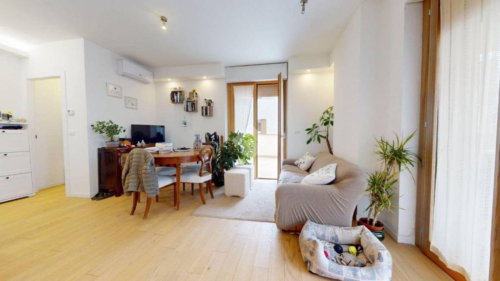appartamento in vendita a Milano in zona Città Studi