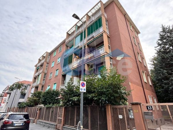 appartamento in vendita a Milano in zona Crescenzago