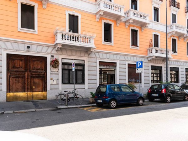appartamento in vendita a Milano in zona Chiesa Rossa