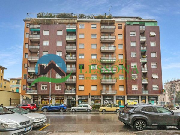 appartamento in vendita a Milano in zona Bovisa