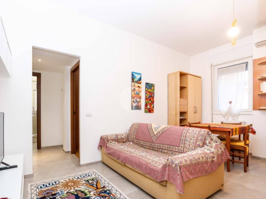 appartamento in vendita a Milano in zona Famagosta