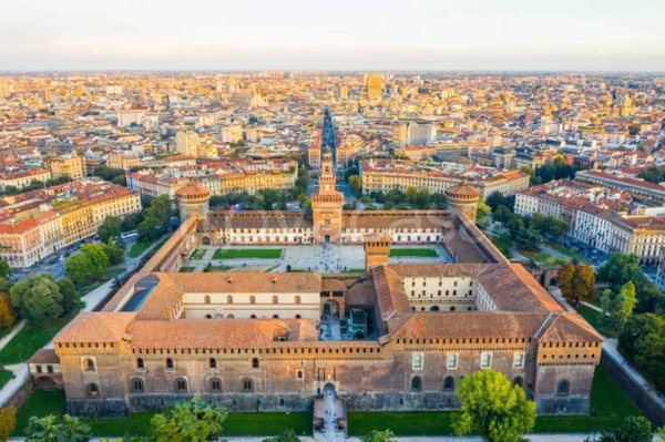 appartamento in vendita a Milano in zona Città Studi