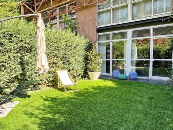 appartamento in vendita a Milano in zona Barona