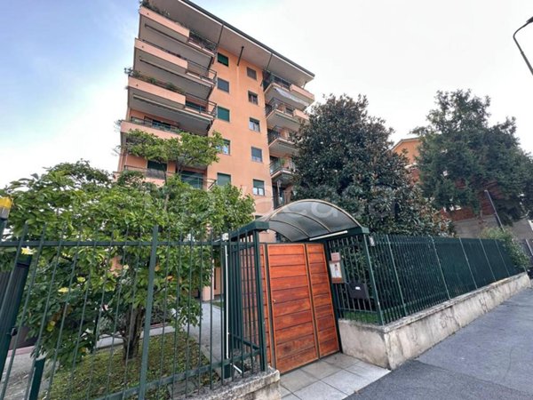 appartamento in vendita a Milano in zona Baggio