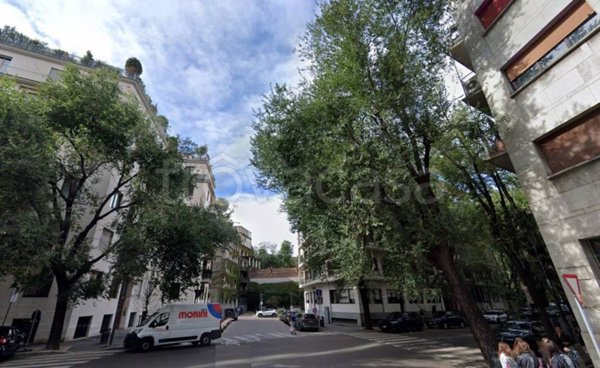 appartamento in vendita a Milano in zona Brera