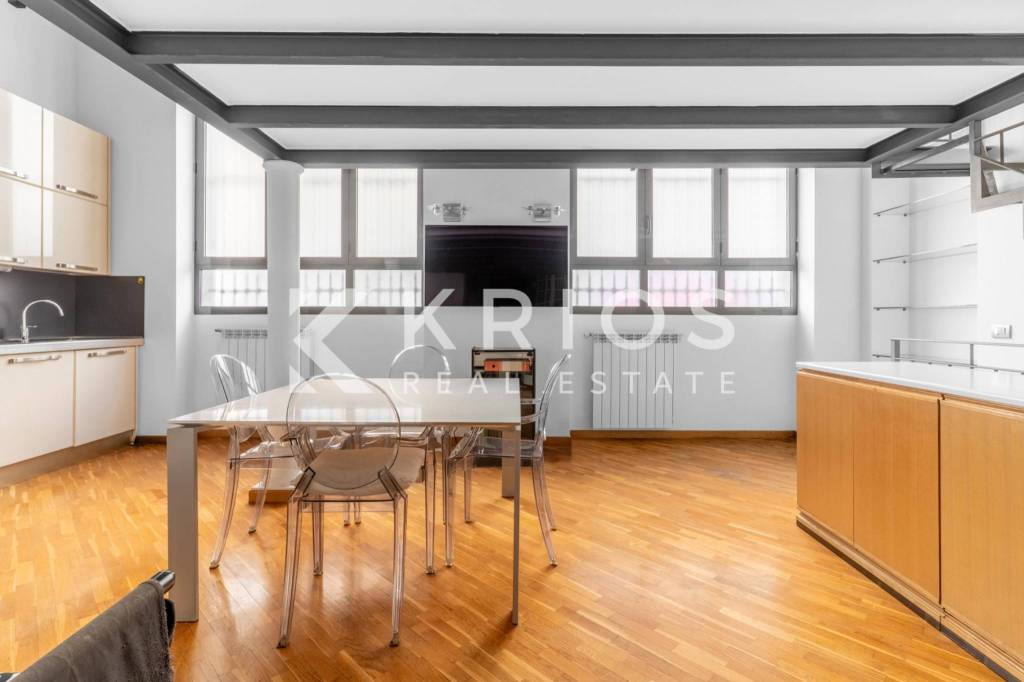 appartamento in vendita a Milano in zona XXII Marzo
