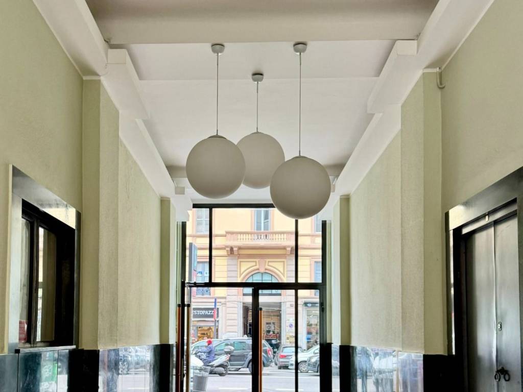 appartamento in vendita a Milano in zona Porta Venezia