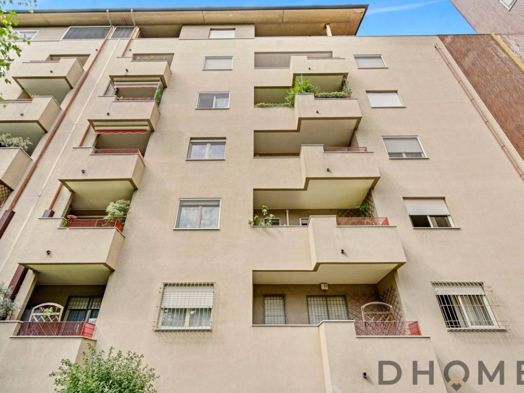 appartamento in vendita a Milano in zona Quarto Cagnino
