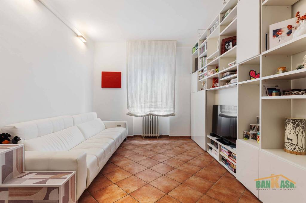 appartamento in vendita a Milano in zona Maggiolina