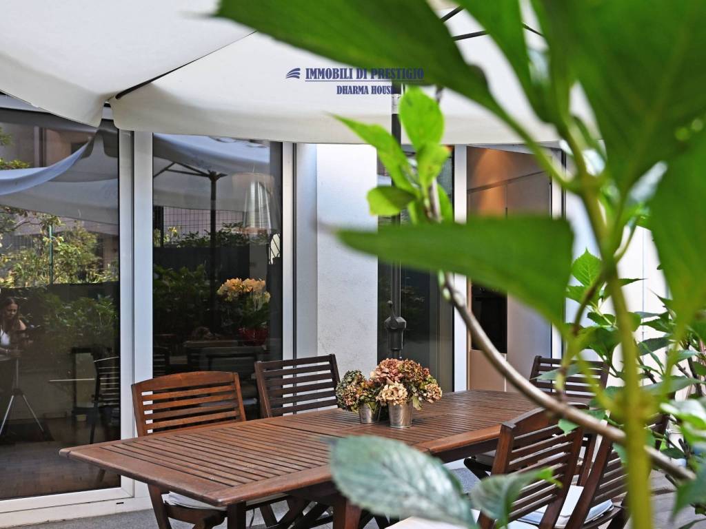 casa indipendente in vendita a Milano in zona Città Studi
