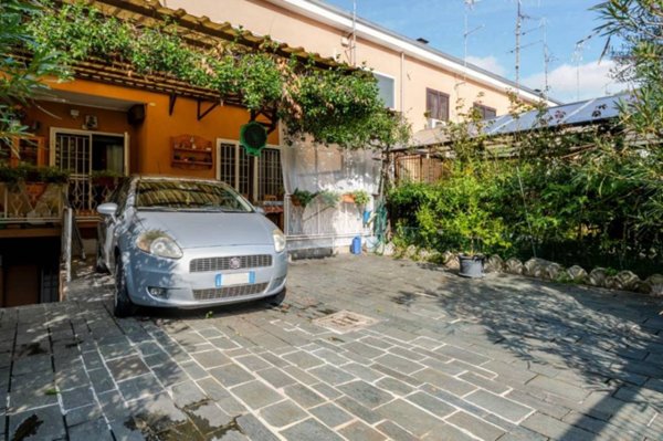 casa indipendente in vendita a Milano in zona QT8